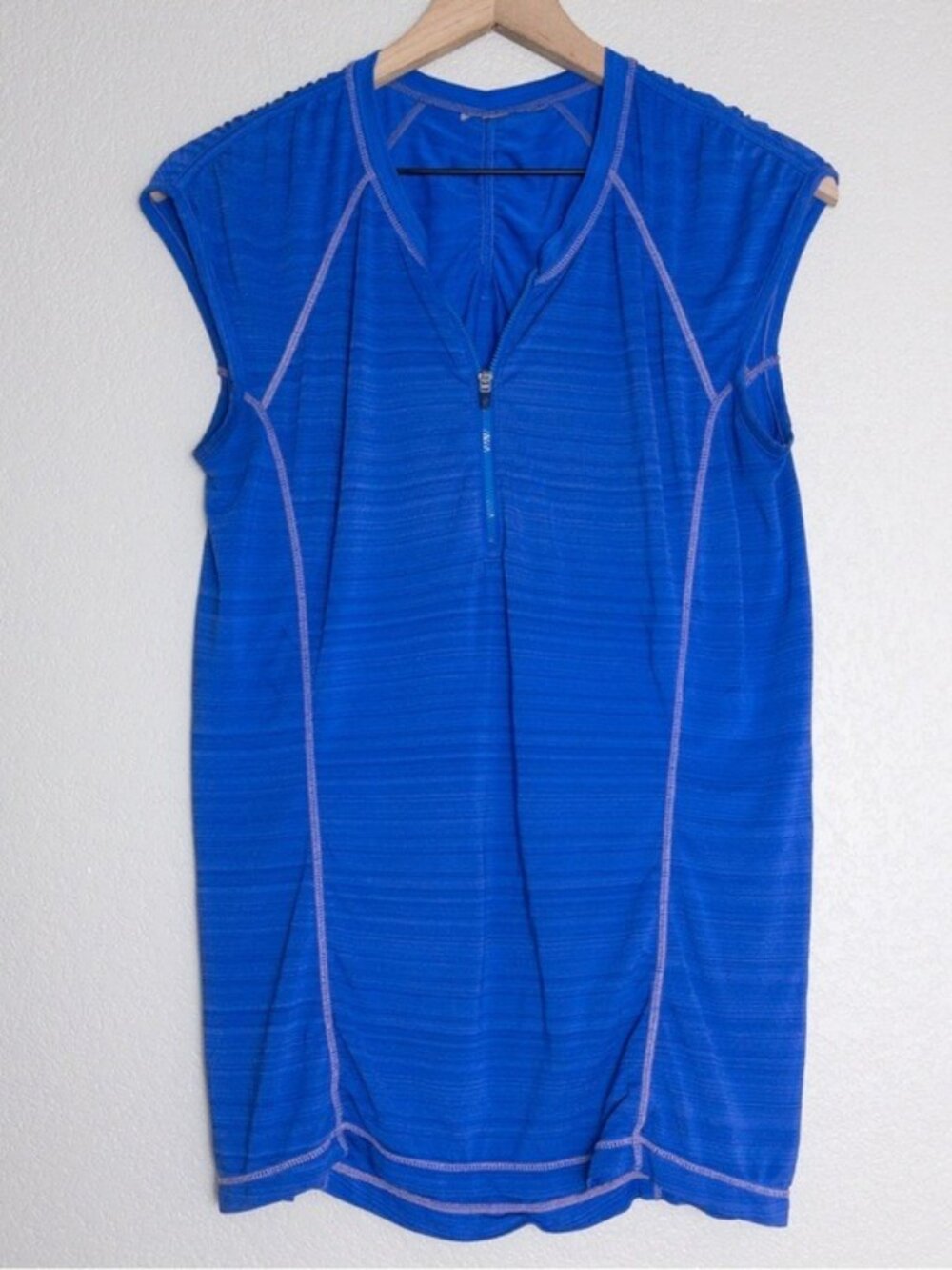 Athleta Pacifica Illume UPF Tank S Royal Blue Sleeveless Front Zip